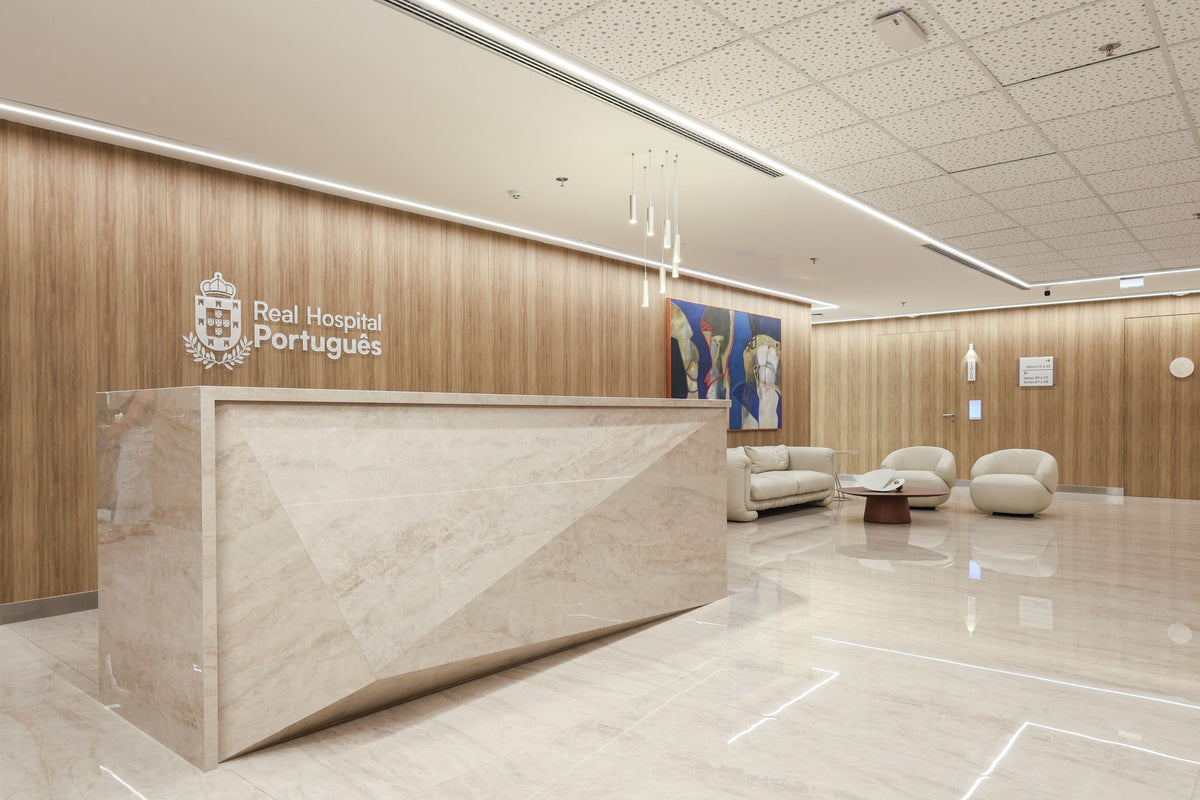 Dekton Arga — projet real hospital portugues | Union Stone