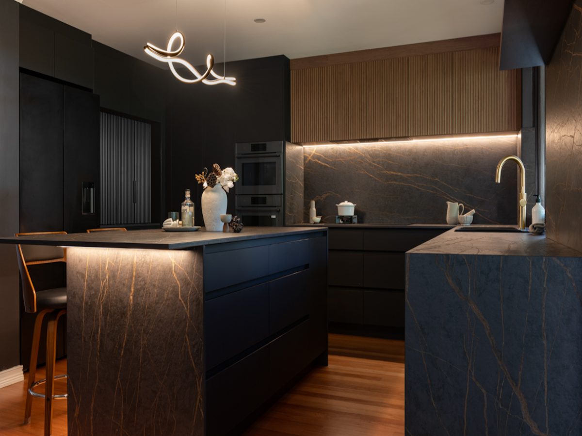 Dekton Laurent — projet midnight luxe | Union Stone