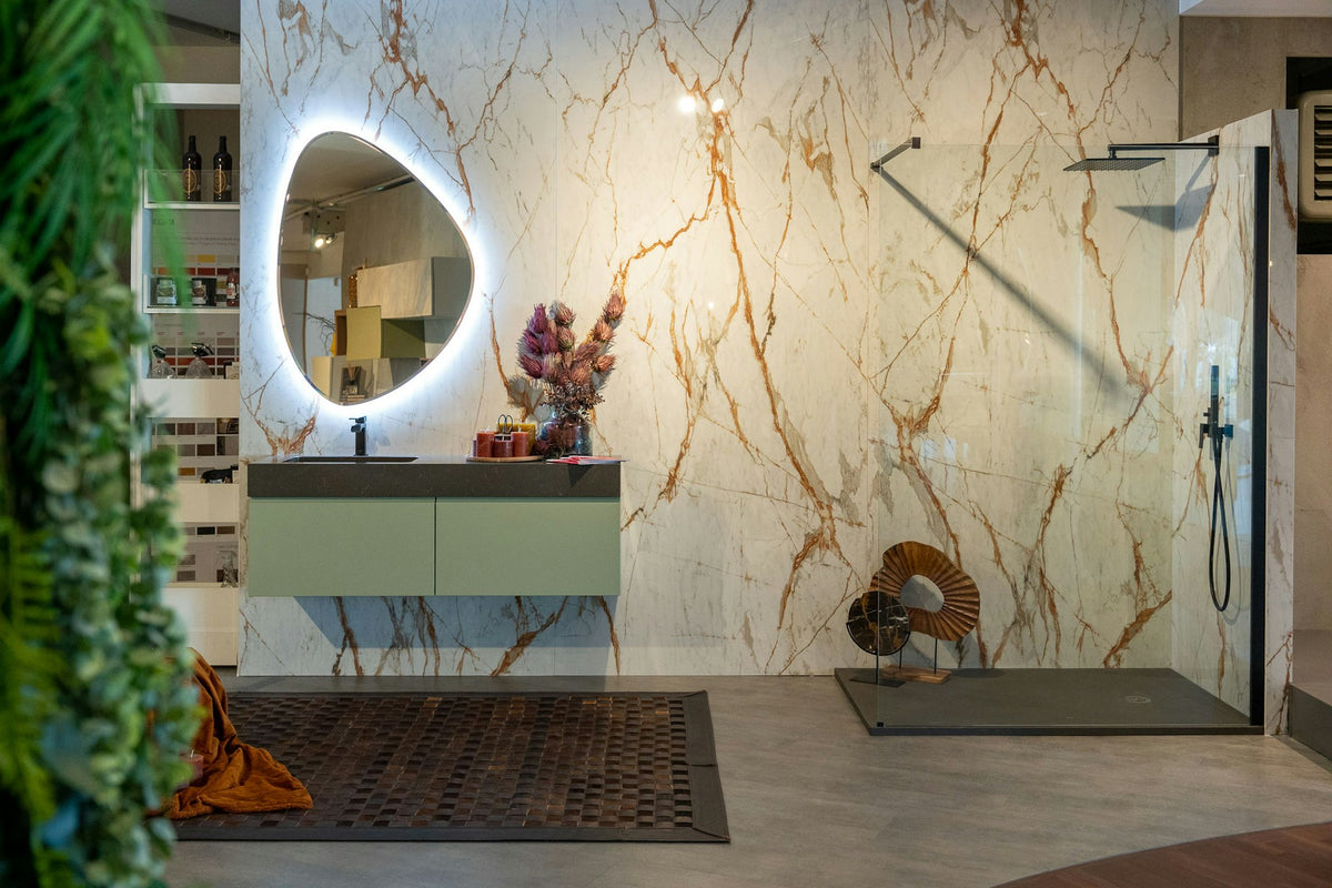 Silestone Calypso — projet bagno con doccia | Union Stone