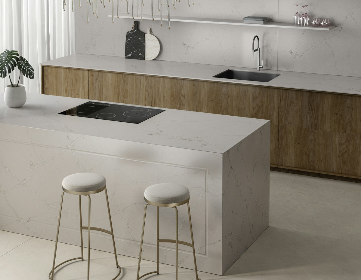 Silestone Victorian Silver — projet silestone kitchen eu lechic victorian silver plano medio | Union Stone